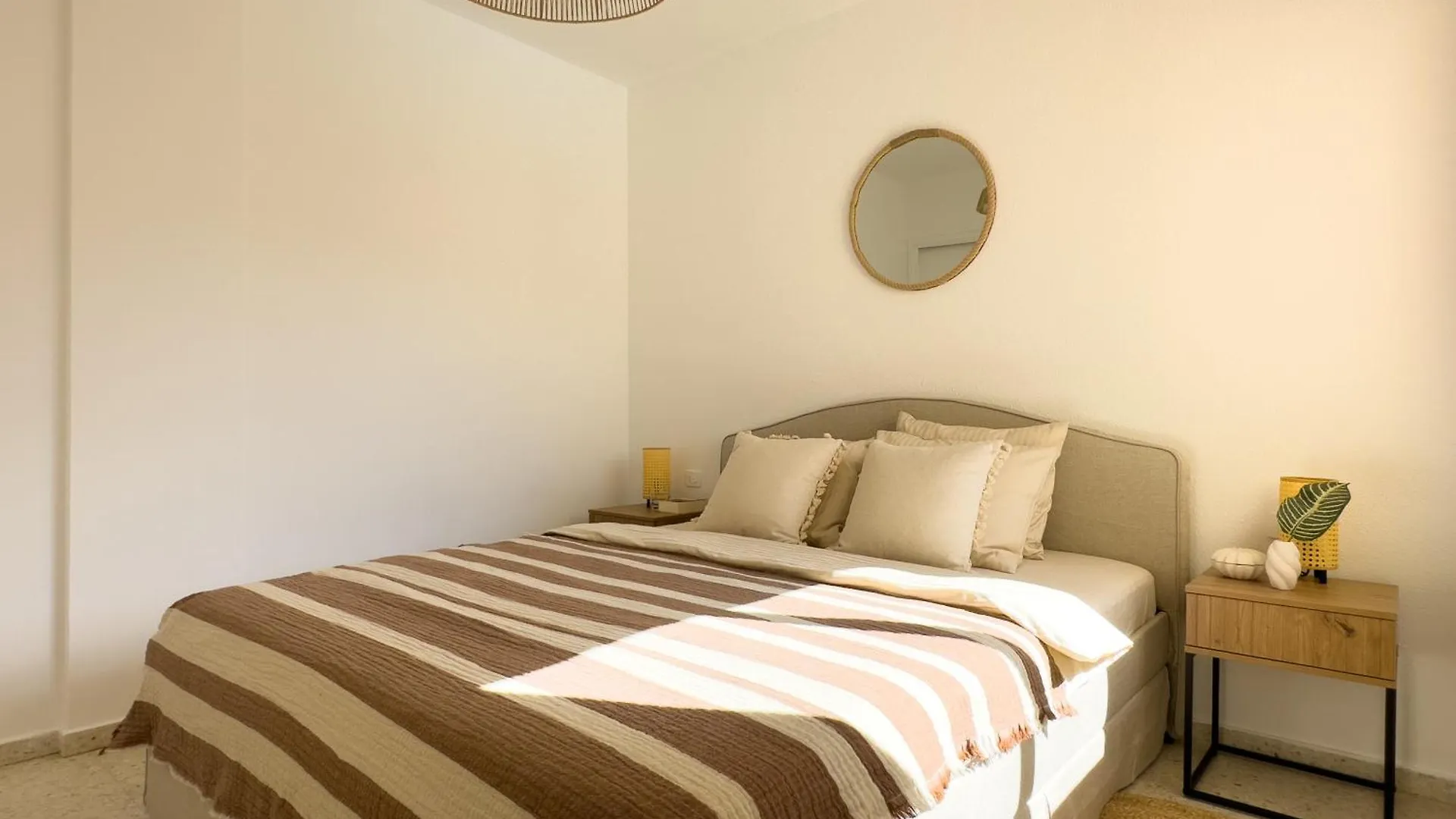 3 Bedrooms, 2 Bathrooms, Sea View, Pool, Tennis Court Arona  Apartamento