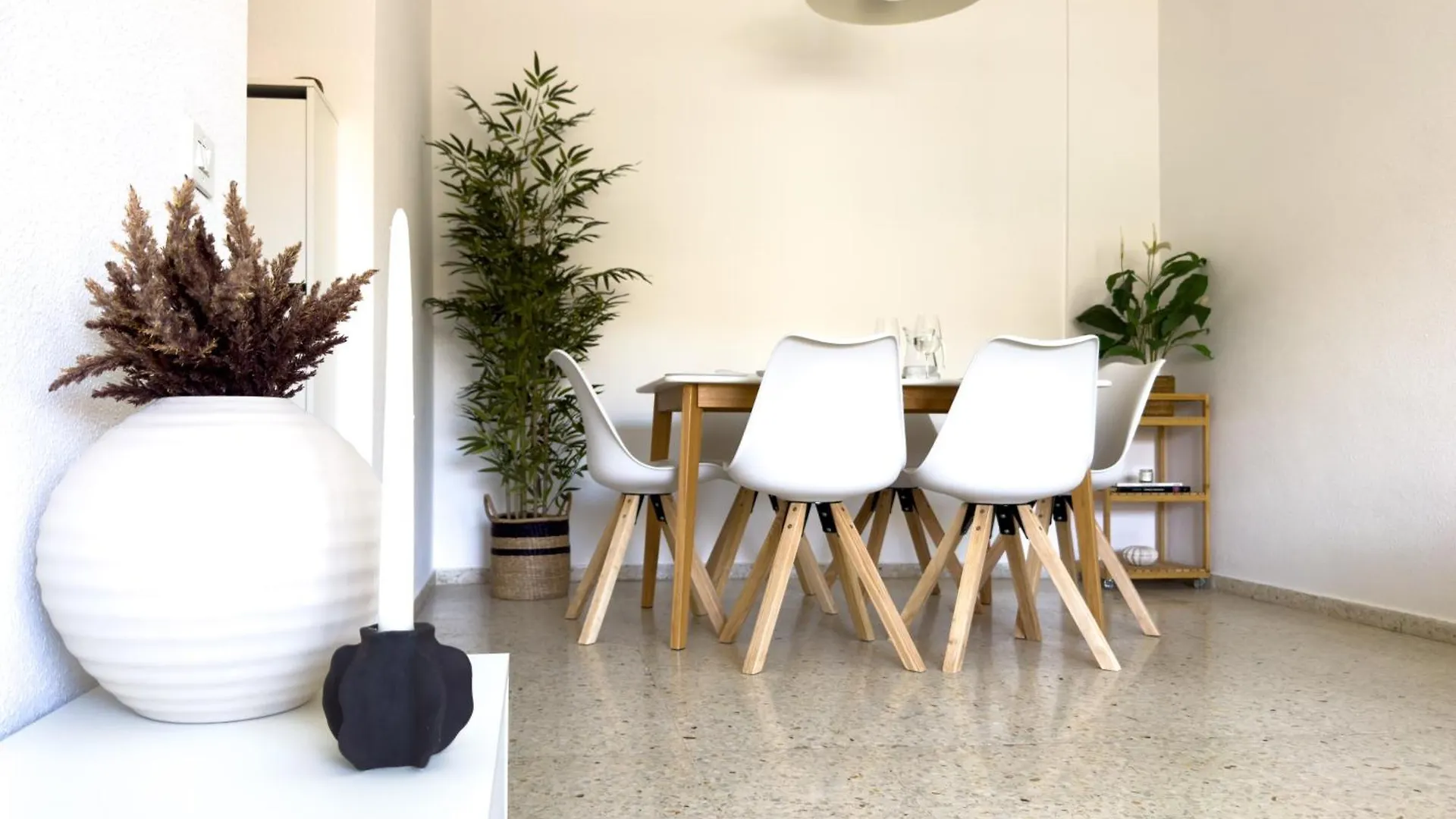 3 Bedrooms, 2 Bathrooms, Sea View, Pool, Tennis Court Arona  Apartamento Arona (Tenerife)