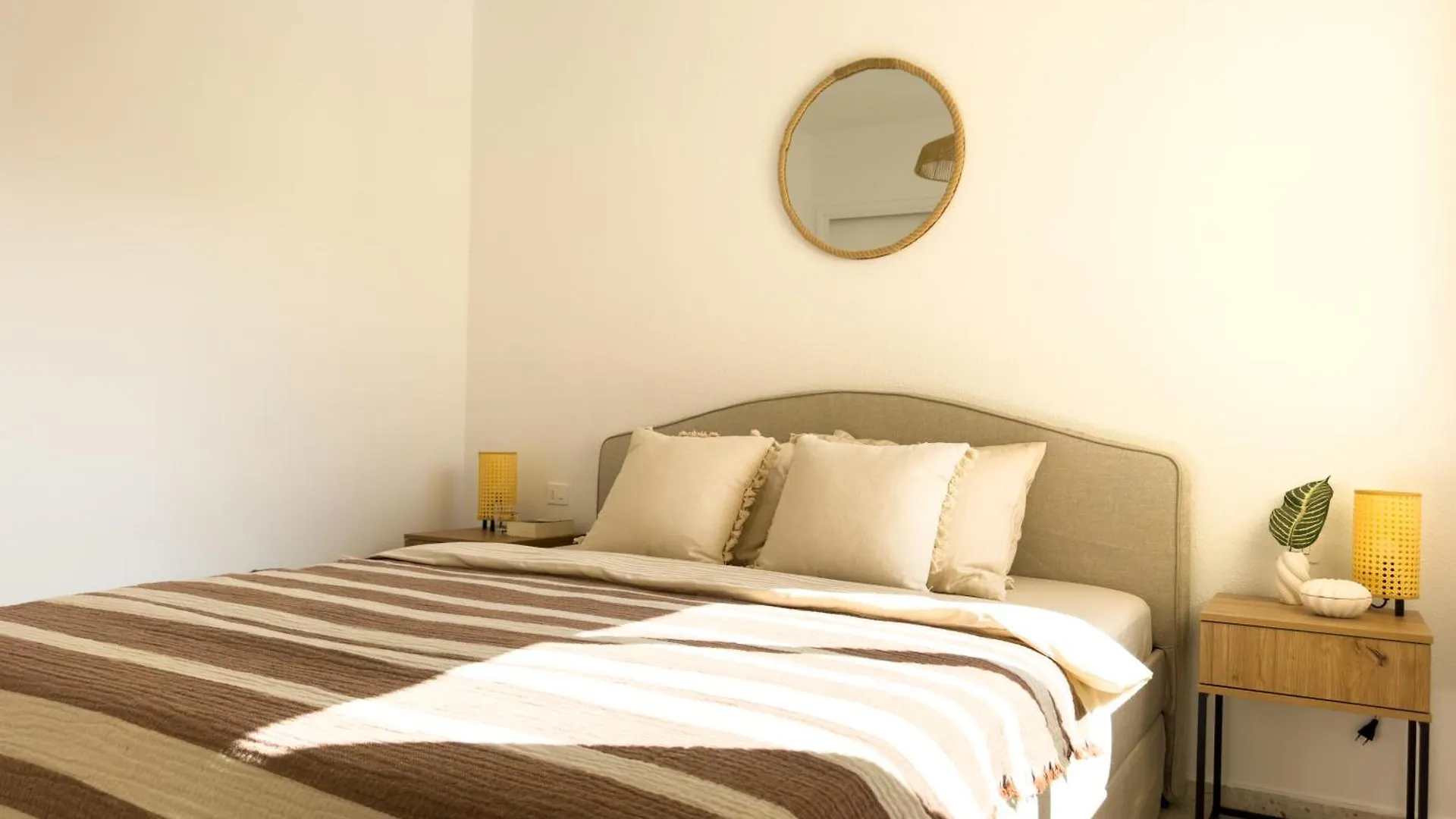 3 Bedrooms, 2 Bathrooms, Sea View, Pool, Tennis Court Arona  Arona (Tenerife)